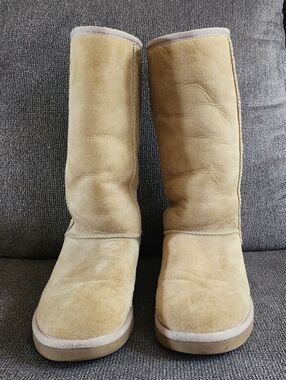 UGG Classic Tall Beige Boots Sz. 8